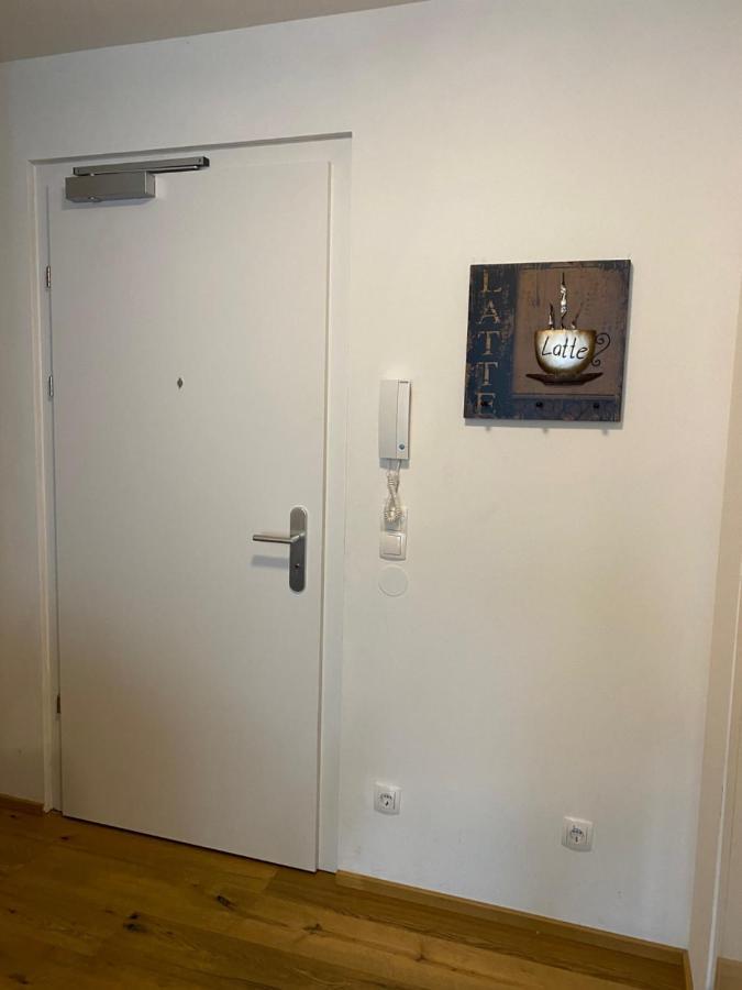 Modern Apartment With Balcony Near City Center Viena Exterior foto